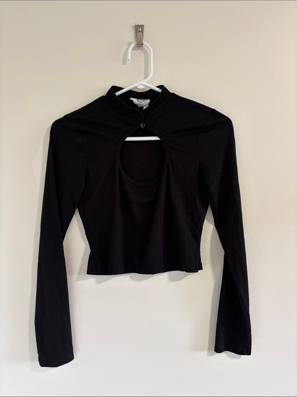 Princess Polly Cropped Black Mock Neck Long Sleeve Top Size 6